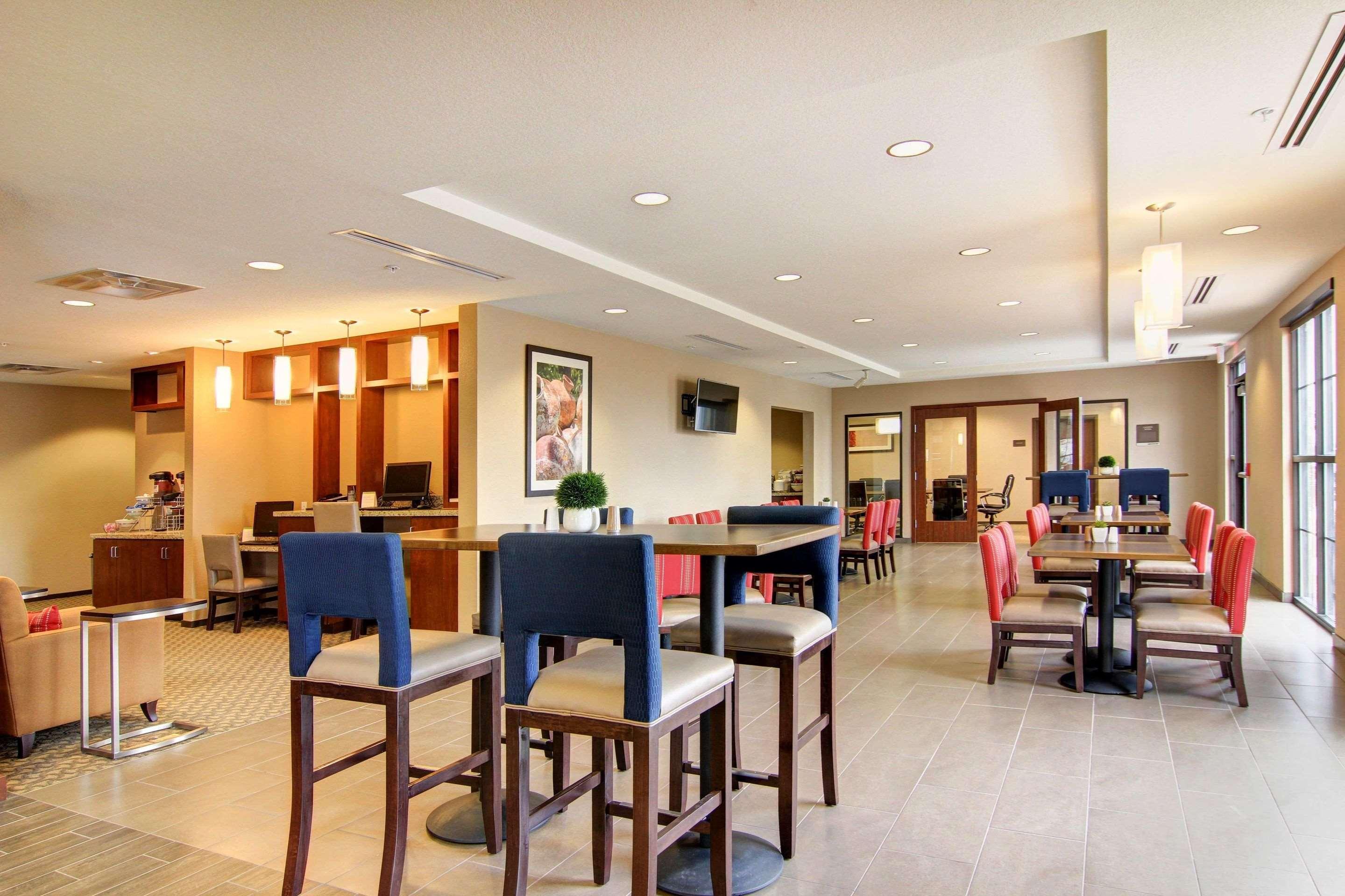 Comfort Suites Carlsbad Extérieur photo