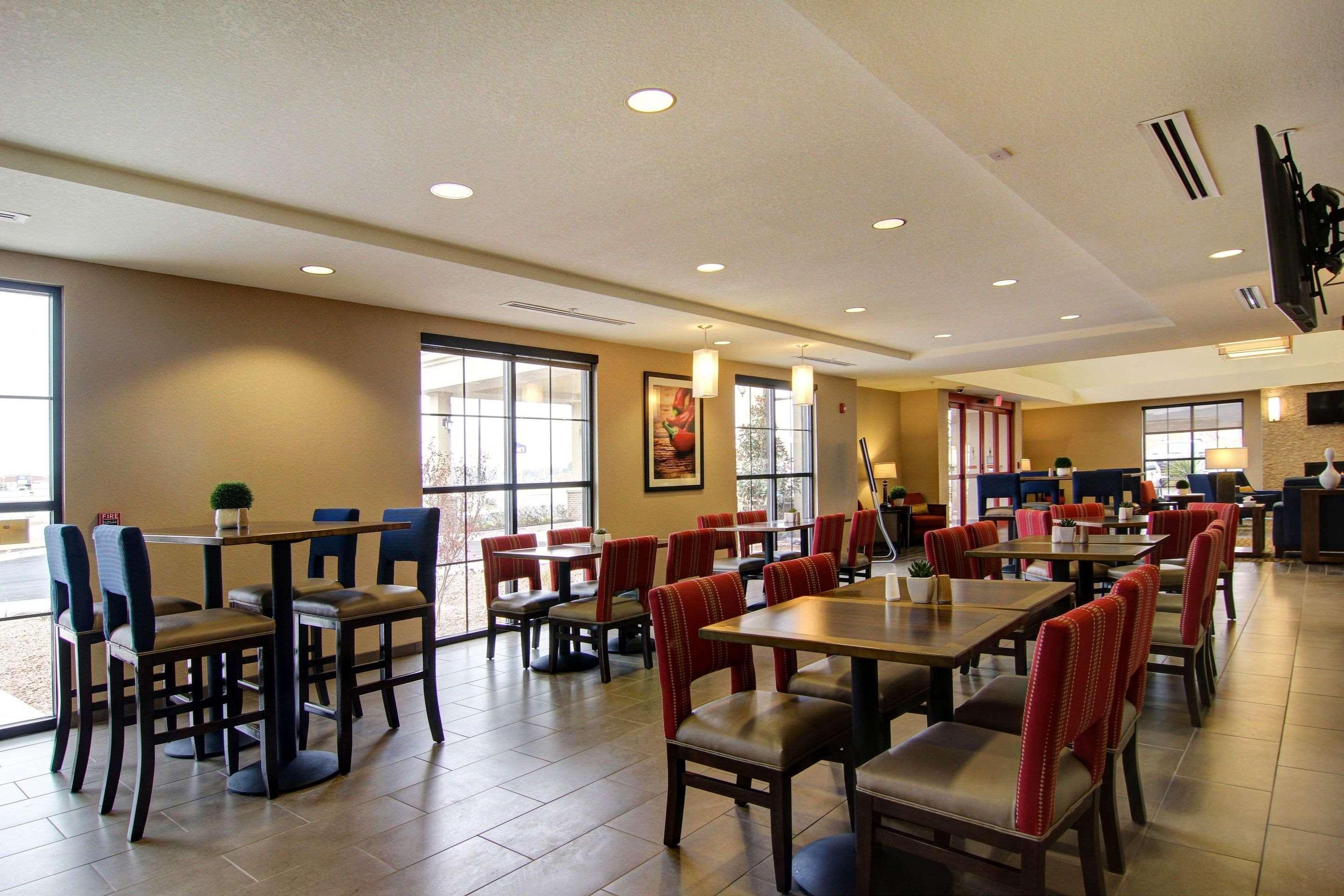 Comfort Suites Carlsbad Extérieur photo