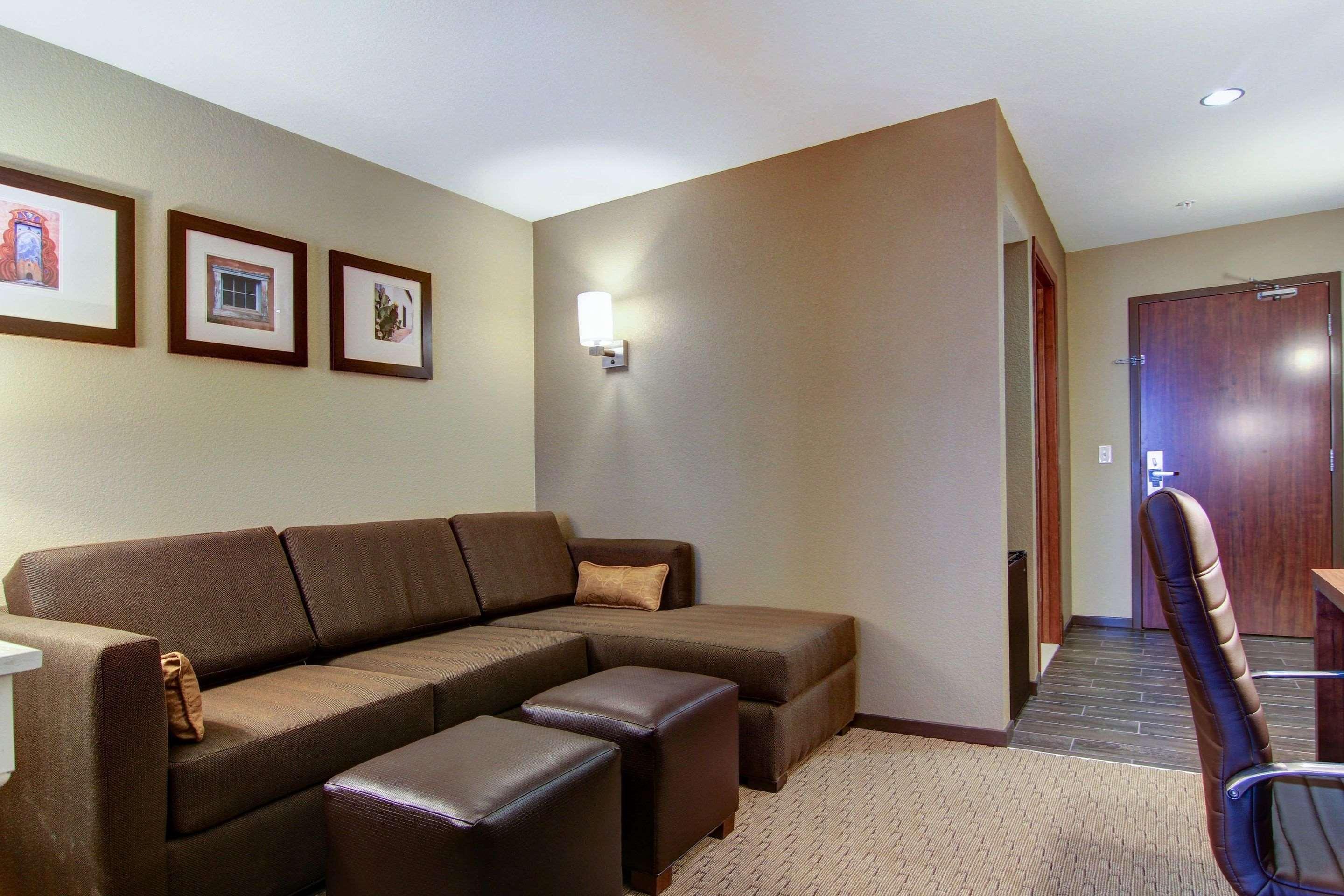 Comfort Suites Carlsbad Extérieur photo