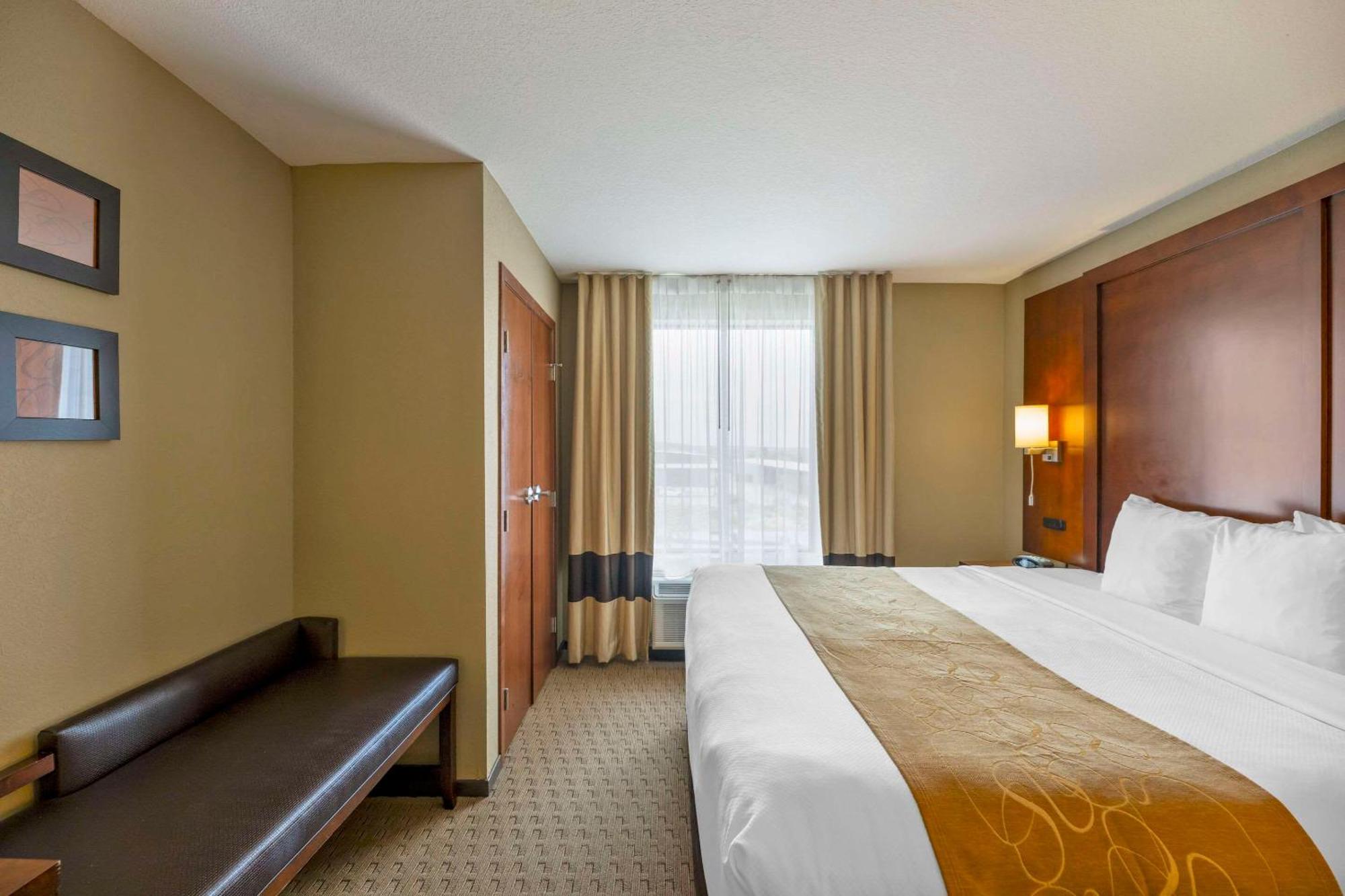 Comfort Suites Carlsbad Extérieur photo